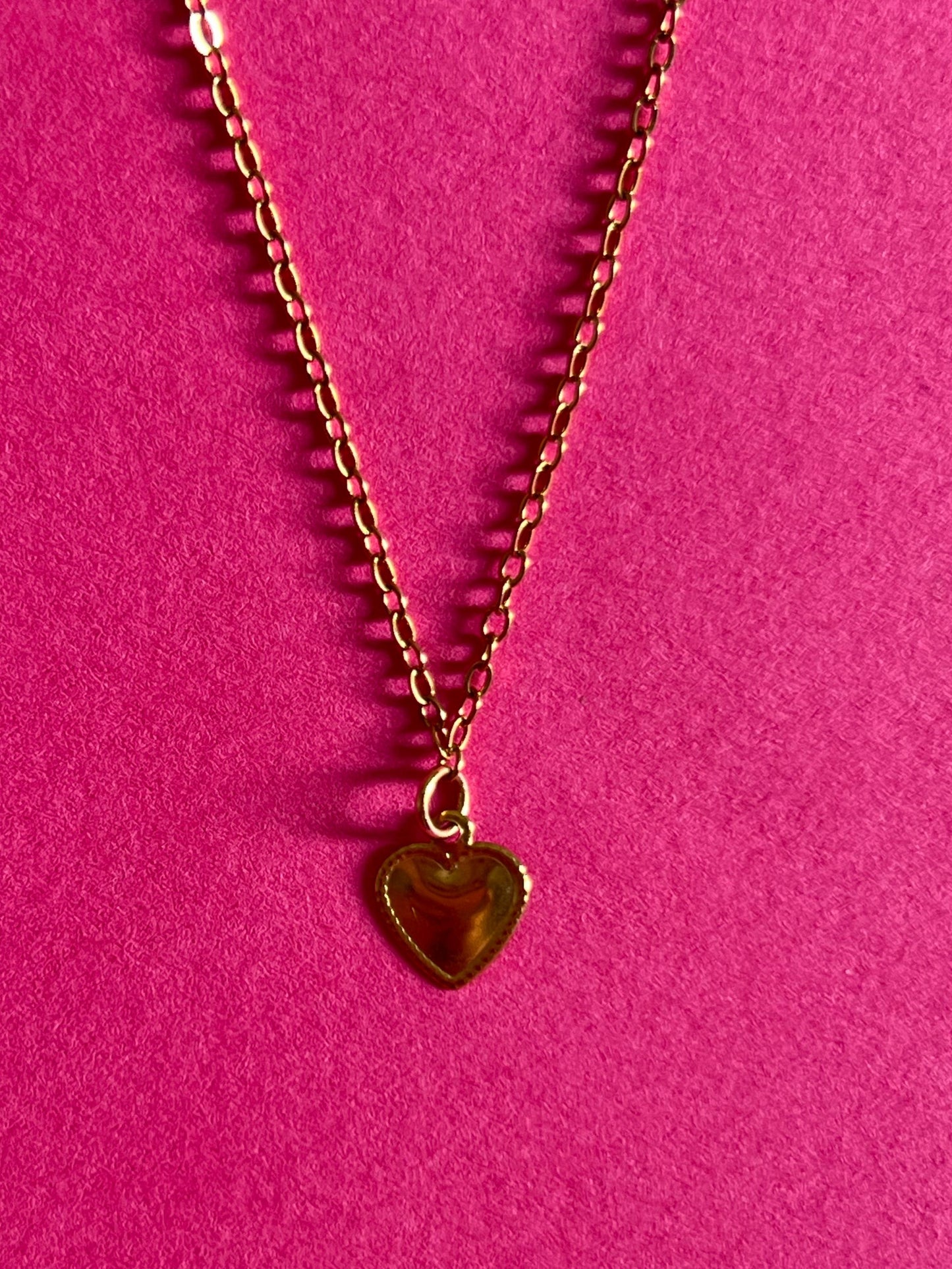 classic chain with gold heart charm