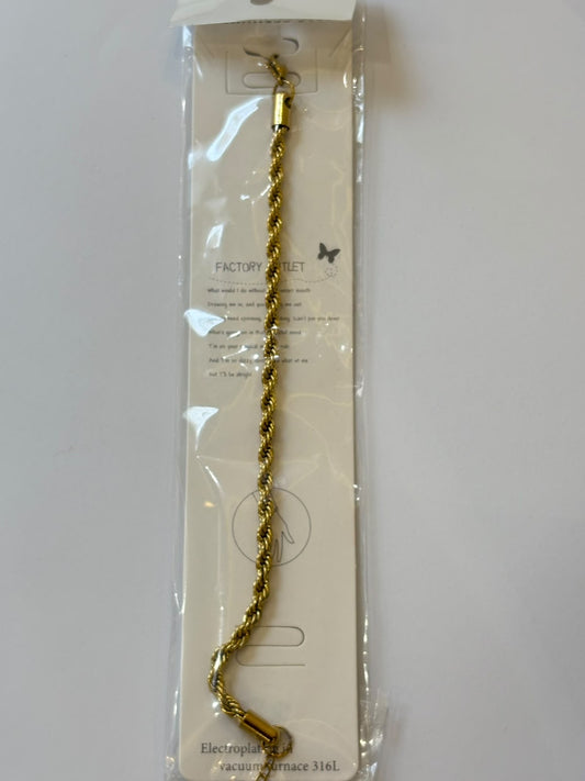Twisted bracelet