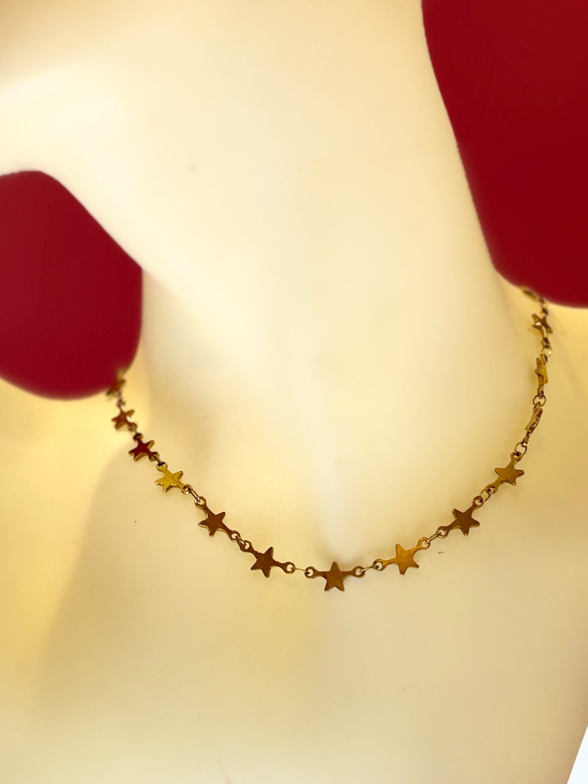 Gold star chain