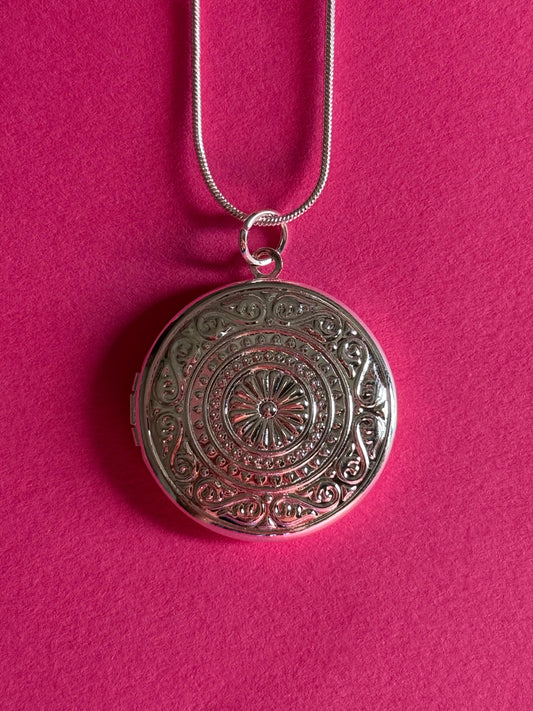 round open pendant
