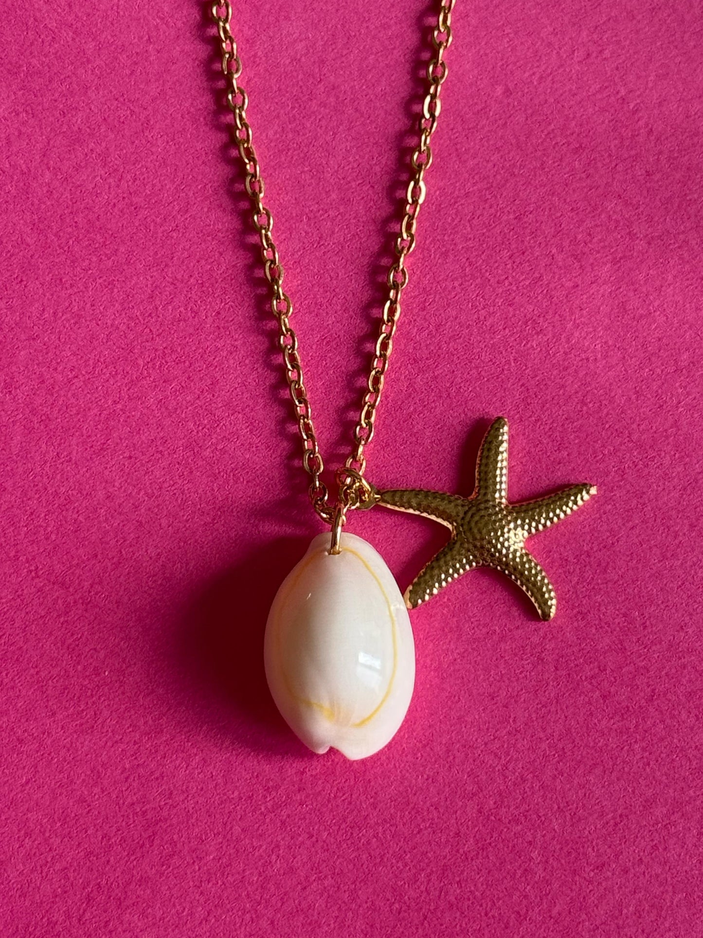 goldfish shell gold pendant